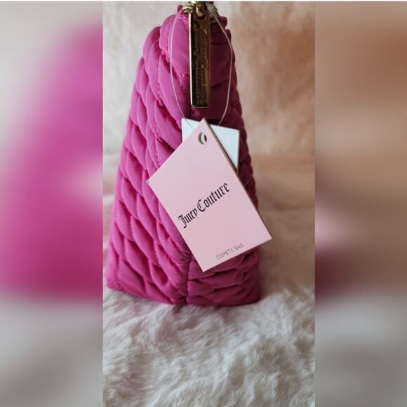 Juicy Couture NWT Makeup Bag very roomy and includes travel container - Picture 5 of 6
